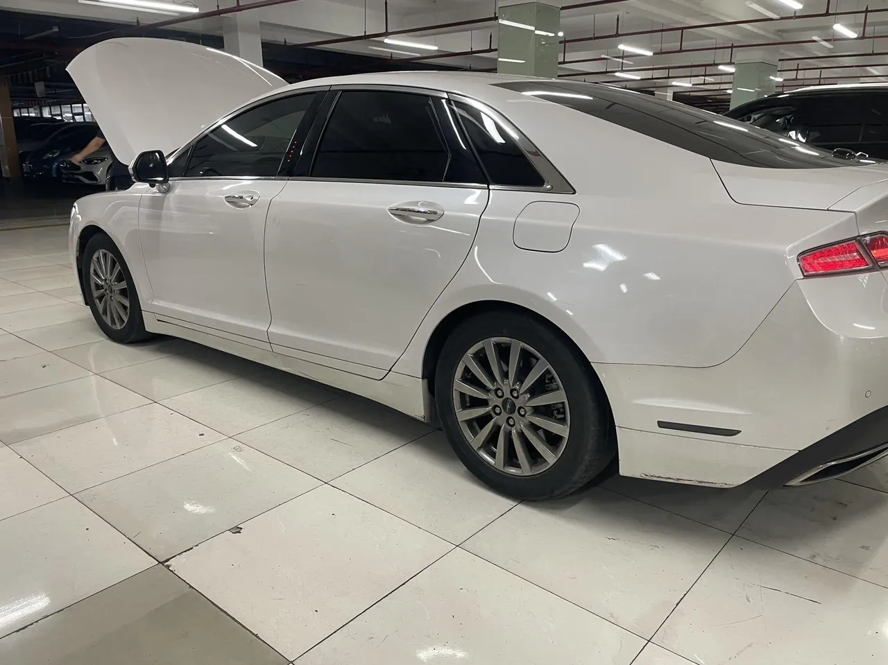 Lincoln MKZ (Imported) 2020 MKZ 2.0T Exclusive Edition Automatic Gear 6
