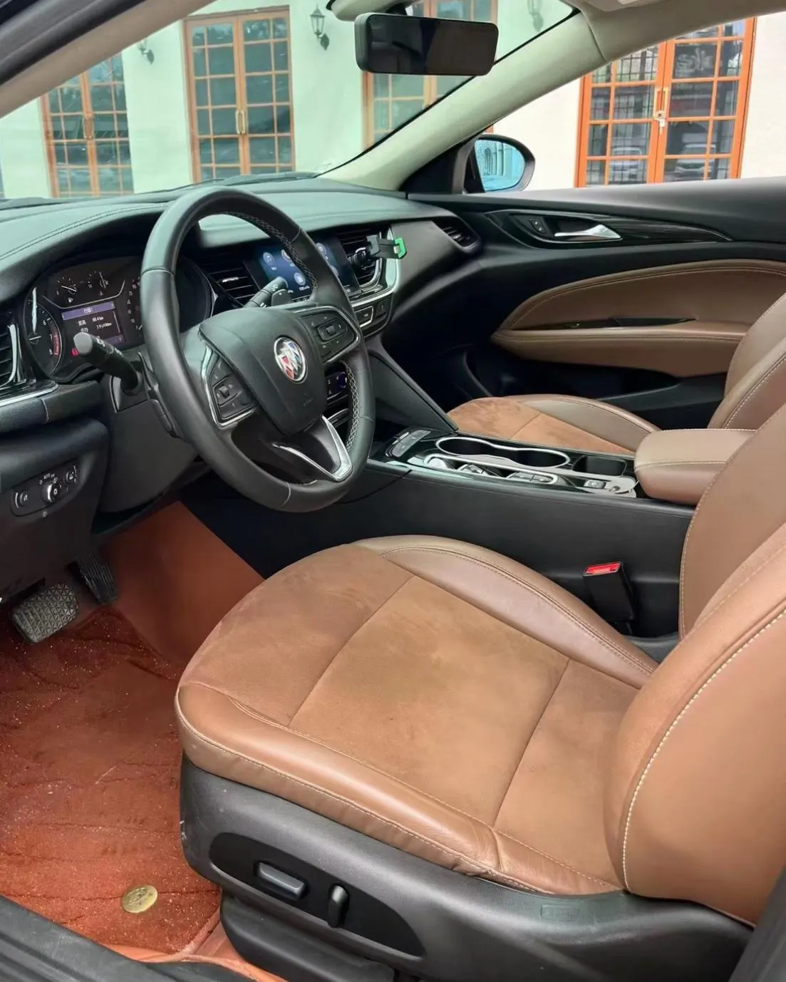 Buick 2023 Regal 2.0T 652T Smart Automatic Gear 2