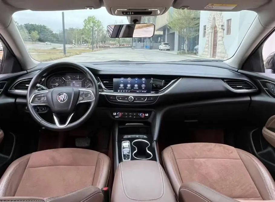 Buick 2023 Regal 2.0T 652T Smart Automatic Gear 3