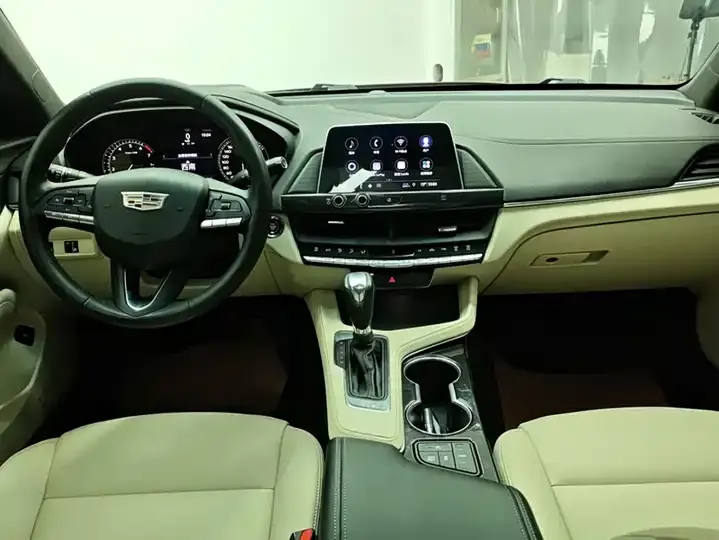 Cadillac CT4 2020 28T Luxury Model 12