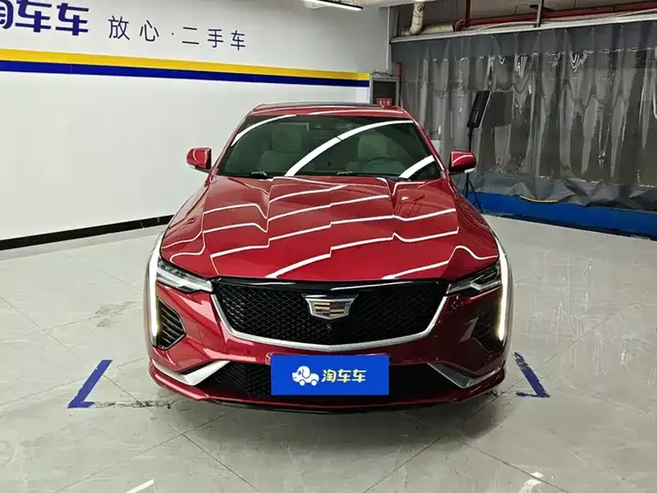 Cadillac CT4 2020 28T Luxury Model 2