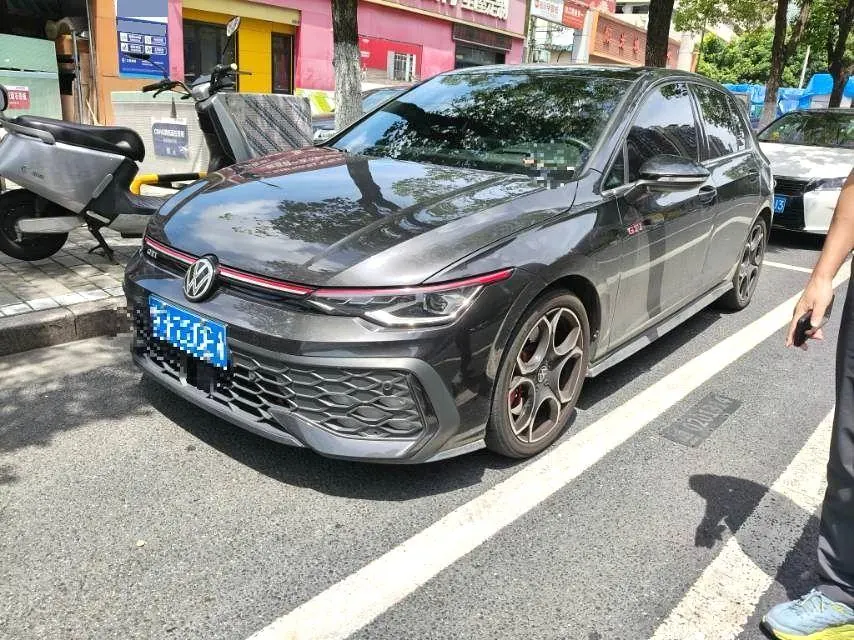 Volkswagen 2025 Golf GTI 2.0TSI 380TSI Automatic - View 1