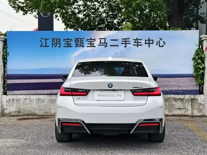 BMW i3 2024 eDrive 35 L 4
