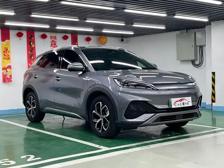 Yuan PLUS 2022 430KM Honorable Model 3