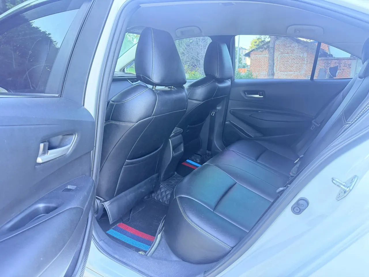 Toyota 2022 corolla 1.2T stepless pioneer PLUS version automatic gear 3