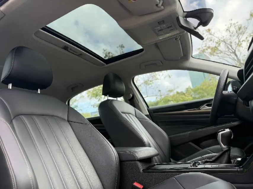 Volkswagen Passat New Energy 2020 Passat PHEV 1.4T Elite Automatic Gear 9