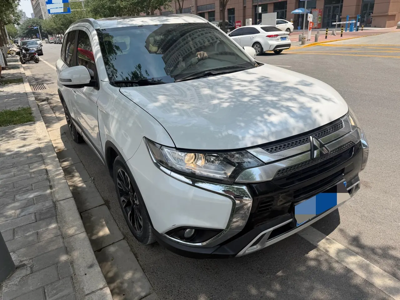 Mitsubishi 2020 Outlander 2.0 Stepless Two-Drive Smooth Edition 5-seat Automatic Gear 3
