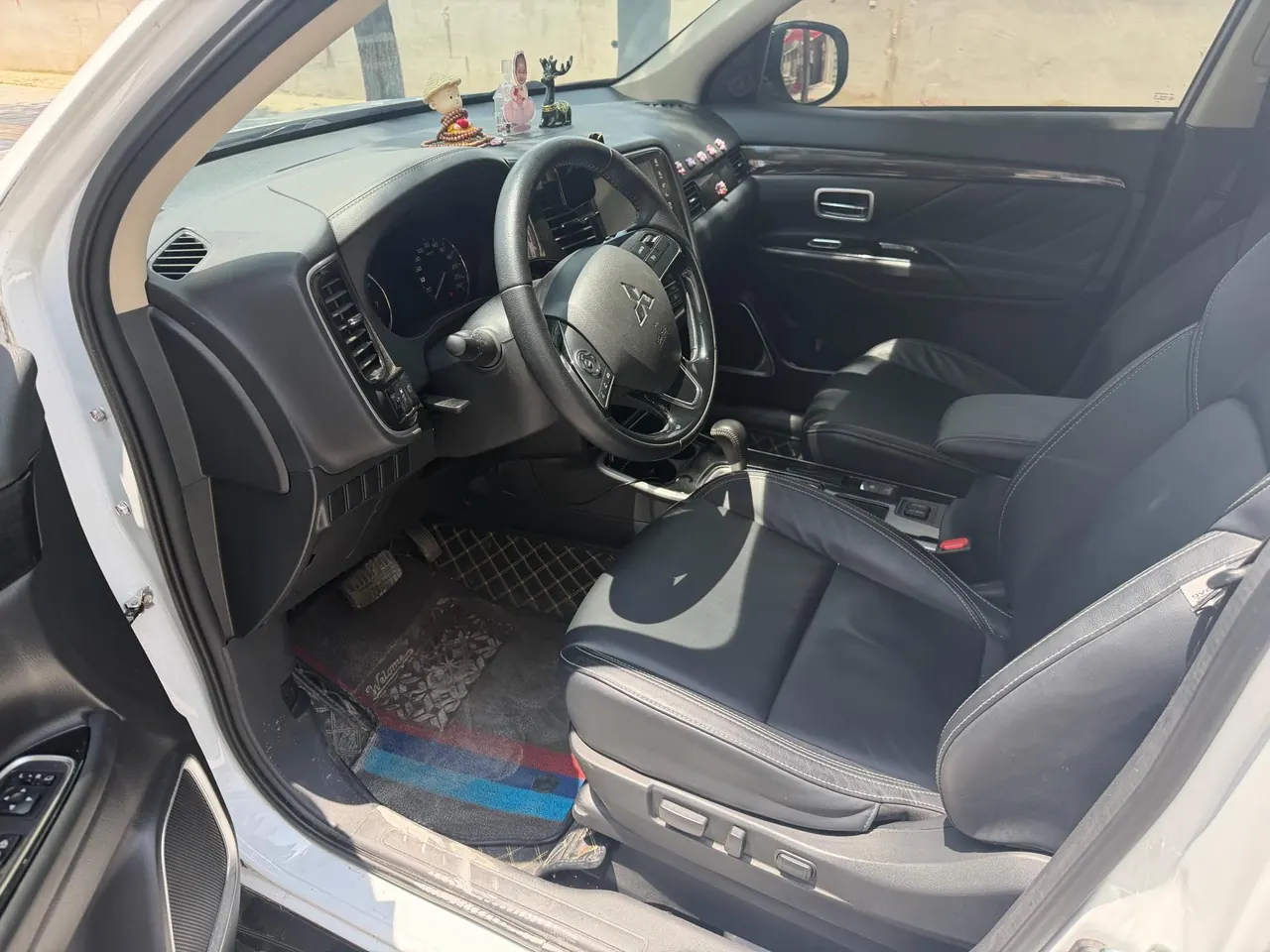 Mitsubishi 2020 Outlander 2.0 Stepless Two-Drive Smooth Edition 5-seat Automatic Gear 4
