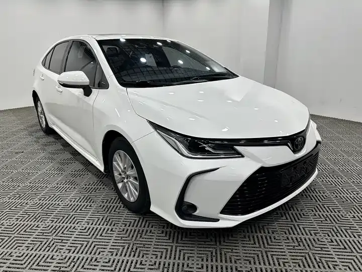 Corolla 2021 TNGA 1.5L CVT Elite Edition - View 1