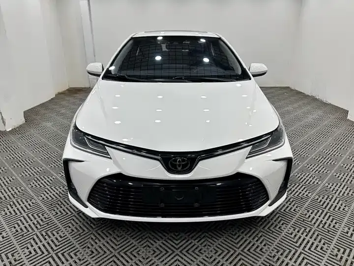 Corolla 2021 TNGA 1.5L CVT Elite Edition 2