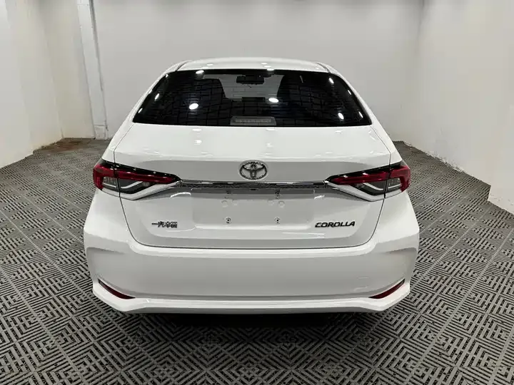 Corolla 2021 TNGA 1.5L CVT Elite Edition 8