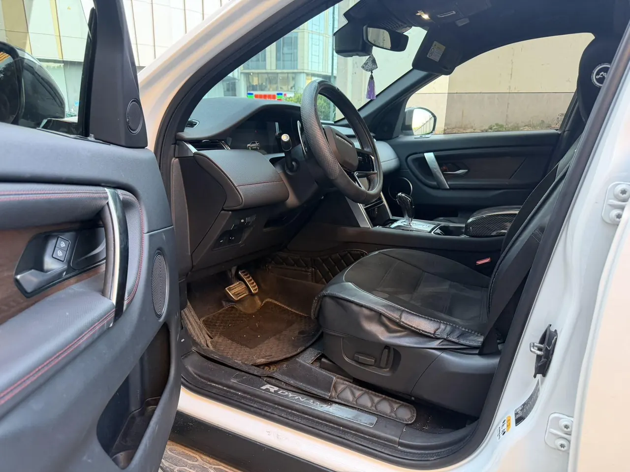 Land Rover 2023 Discovery Sports Edition 48V 2.0T 249PS R-Dynamic S Performance Edition Automatic Gear 3