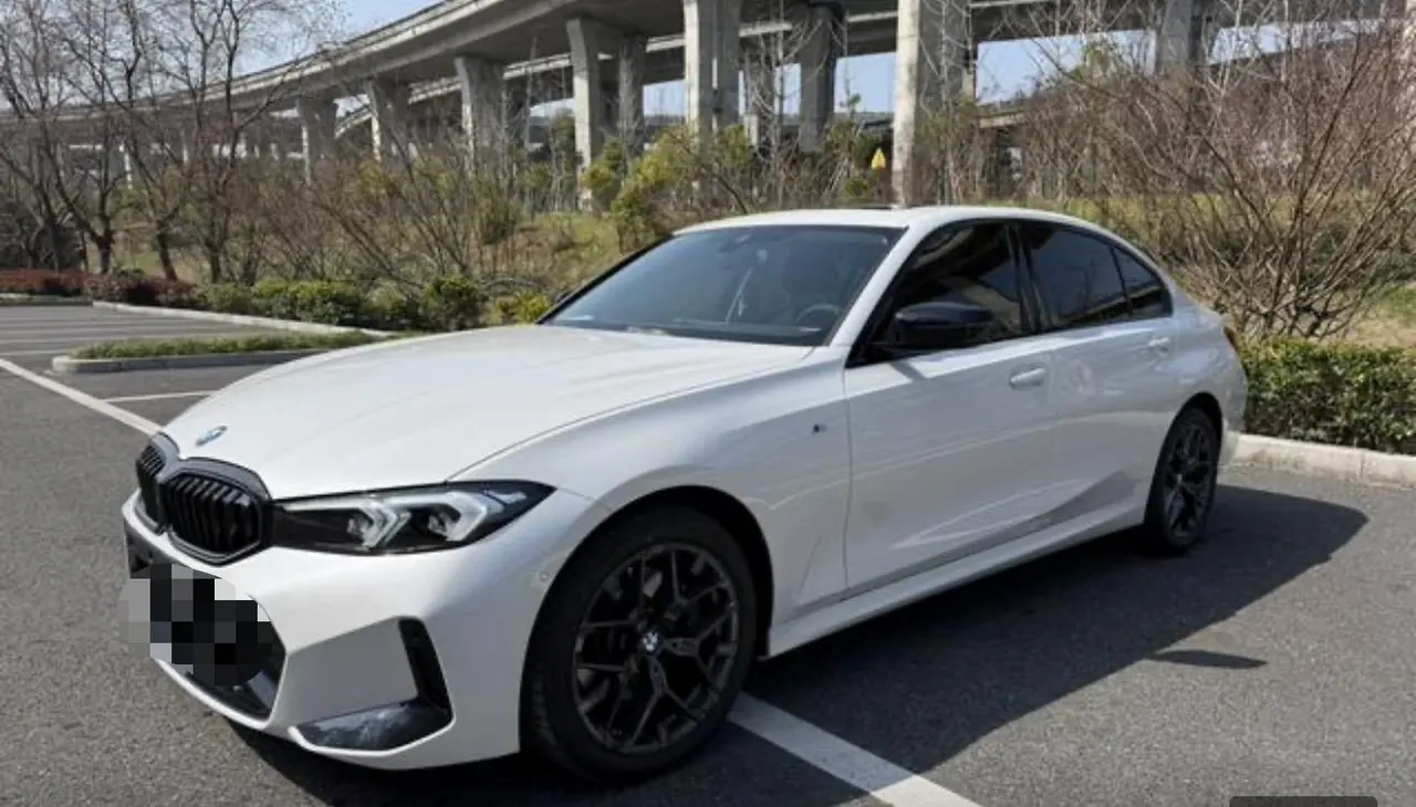 BMW 3 Series 2025 330Li 2.0T M Sports Obsidian Night Suit Automatic Gear - View 1