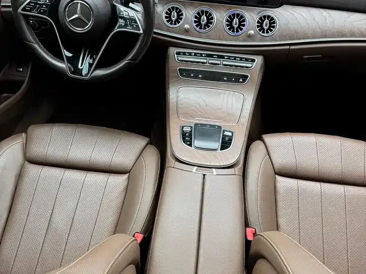 Mercedes Benz Class E 2021 to E 260 L 11