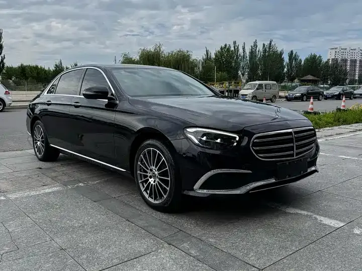 Mercedes Benz Class E 2021 to E 260 L 3