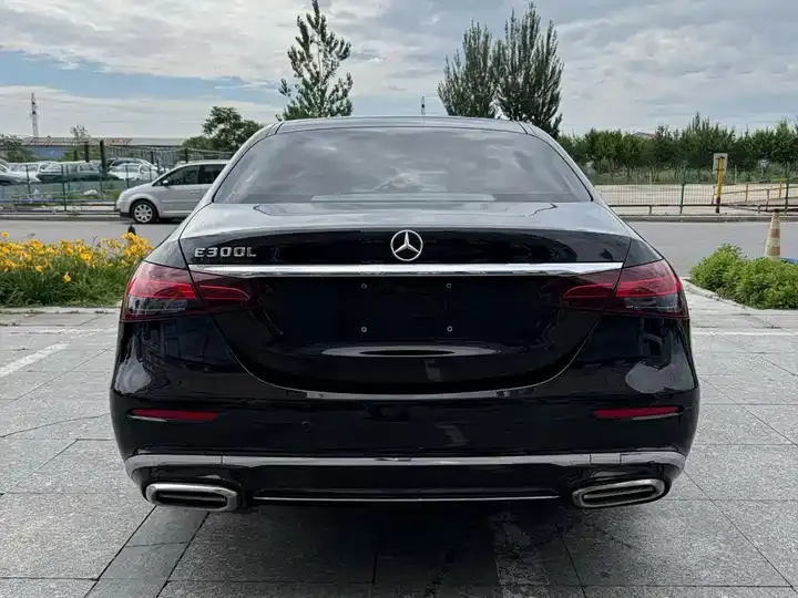 Mercedes Benz Class E 2021 to E 260 L 5