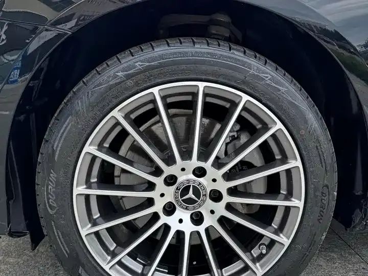 Mercedes Benz Class E 2021 to E 260 L 9