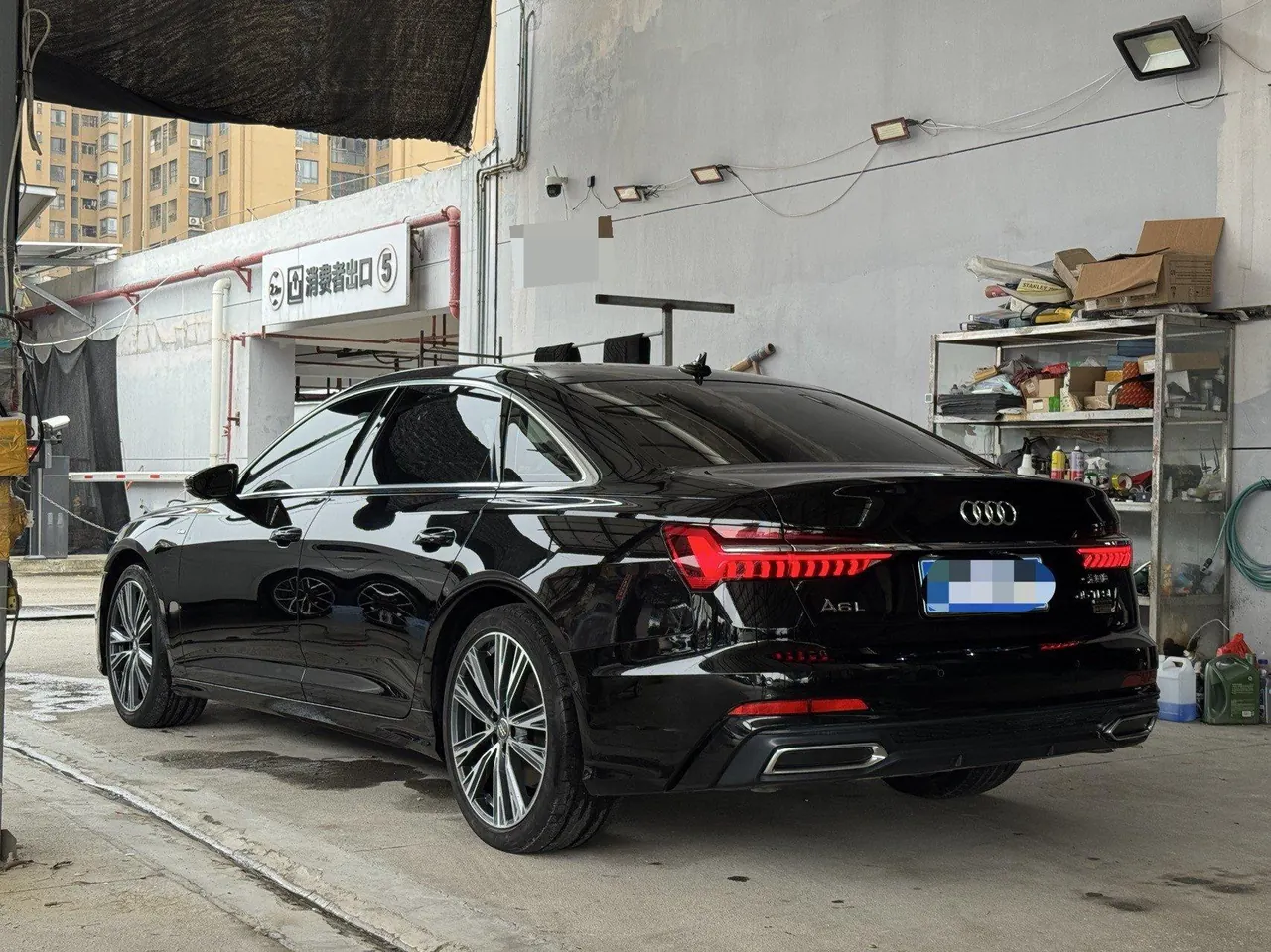 Audi 2020 A6L 2.0TFSI 45TFSI Quattro Selected Dynamic Automatic 5