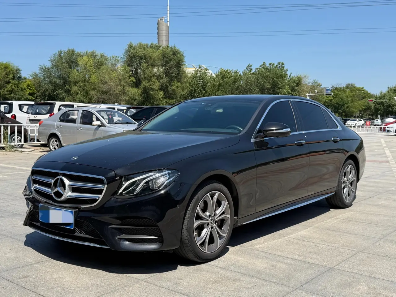 打开图片灯箱:Mercedes Benz E Class 2020 E 300 L 2.0T Sports Fashion (Modified) Automatic Gear
