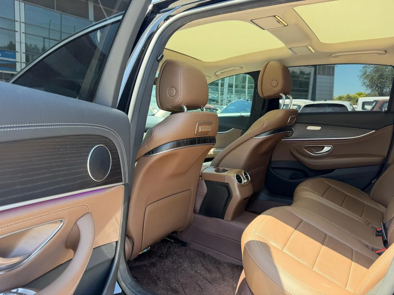 Mercedes Benz E Class 2020 E 300 L 2.0T Sports Fashion (Modified) Automatic Gear 5
