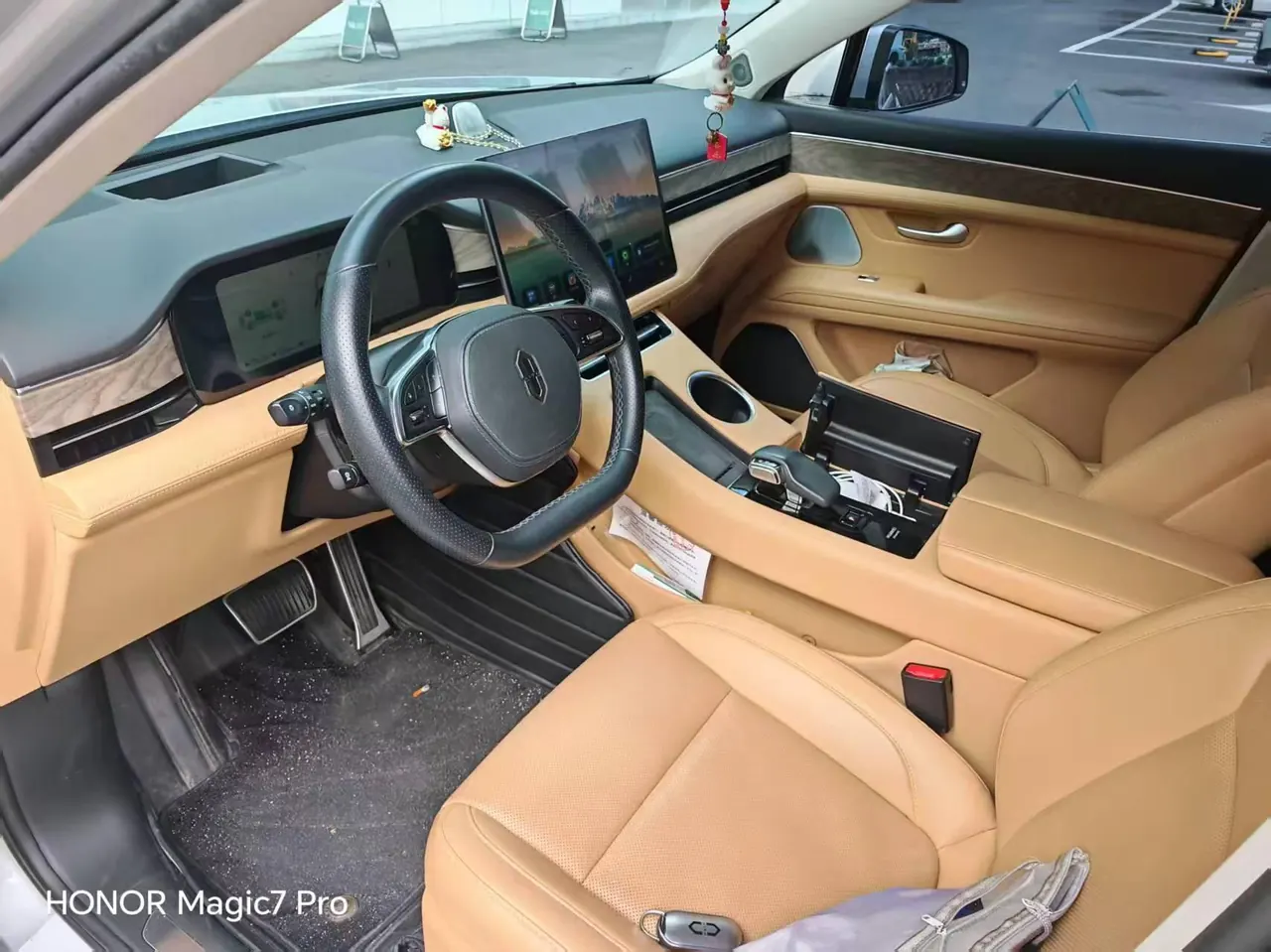 AITO 2022 AITO M5 1.5T Rear Drive Standard Edition Automatic Gear 2