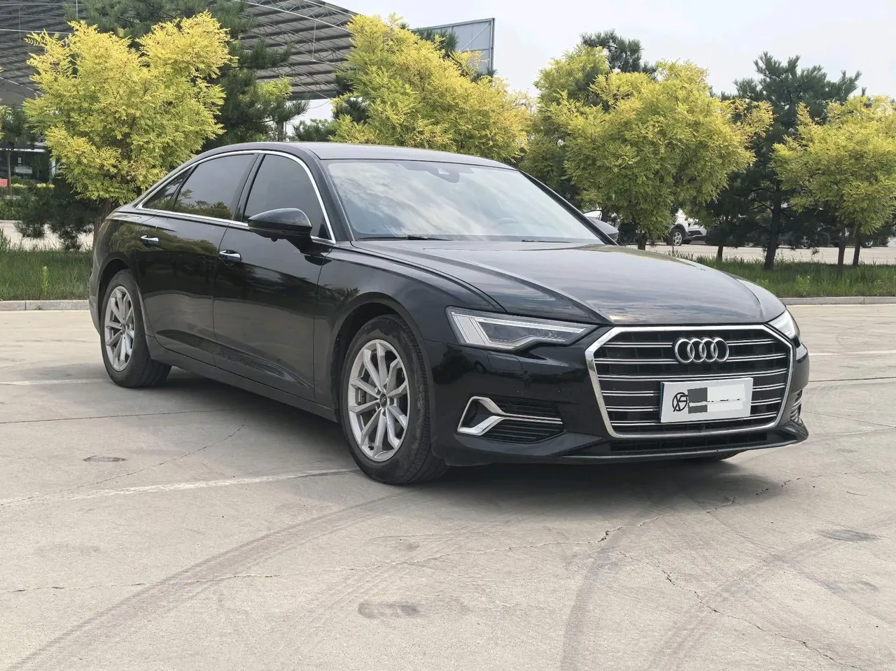 Audi 2023 A6L 2.0TFSI 40TFSI Deluxe Elegant Automatic 4