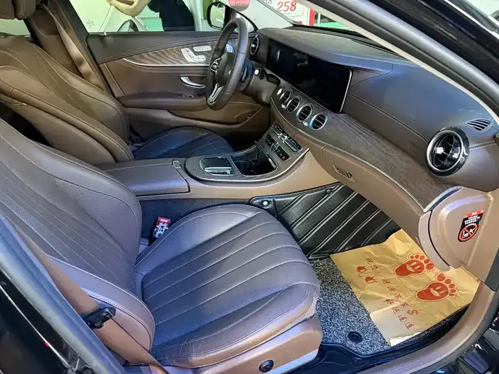 Mercedes Benz E Class 2020 E 300 L Luxury Model 11