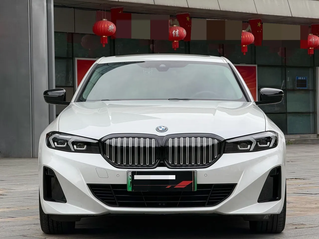 BMW 2024 i3 eDrive 40 L obsidian night sports suit automatic gear 2