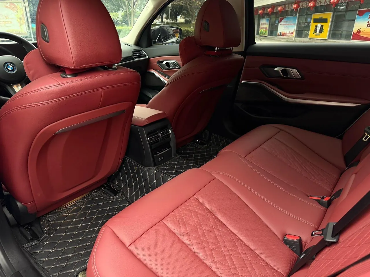 BMW 2024 i3 eDrive 40 L obsidian night sports suit automatic gear 8