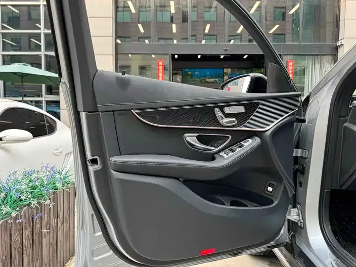 Mercedes Benz EQC 2021 EQC 350 4MATIC 11