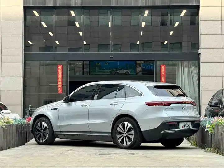 Mercedes Benz EQC 2021 EQC 350 4MATIC 3