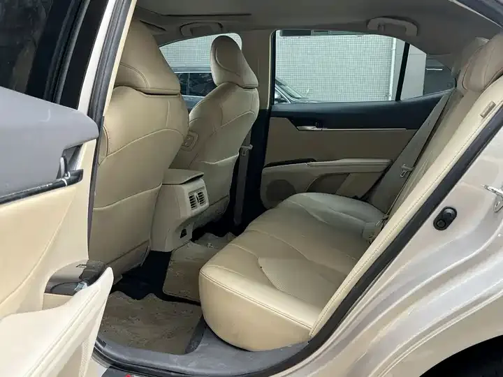 Camry 2019 2.0G Deluxe Edition 10
