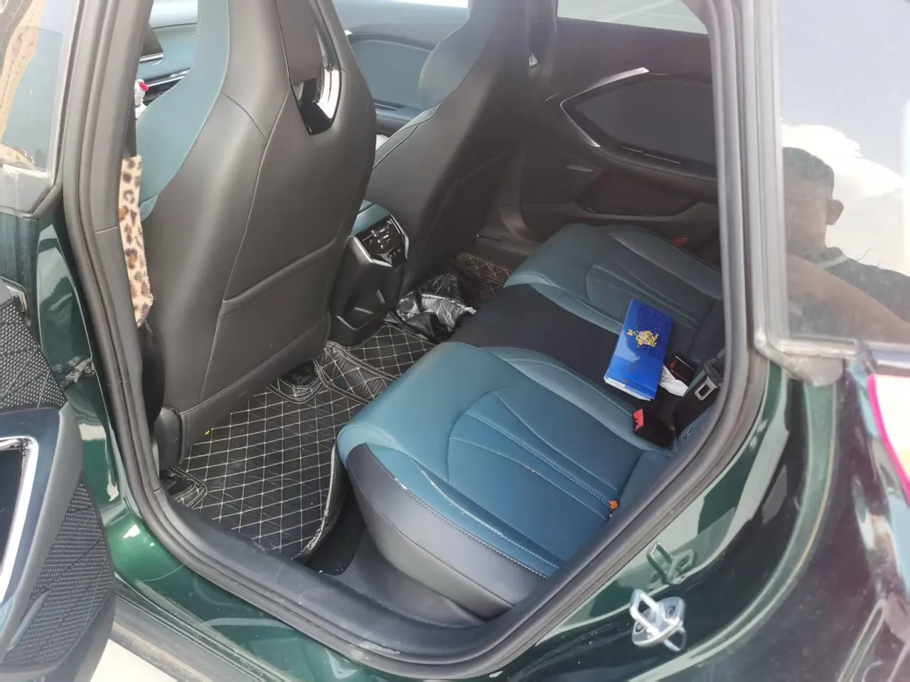MG 2023 MG7 1.5T to US Deluxe Edition Automatic Gear 3