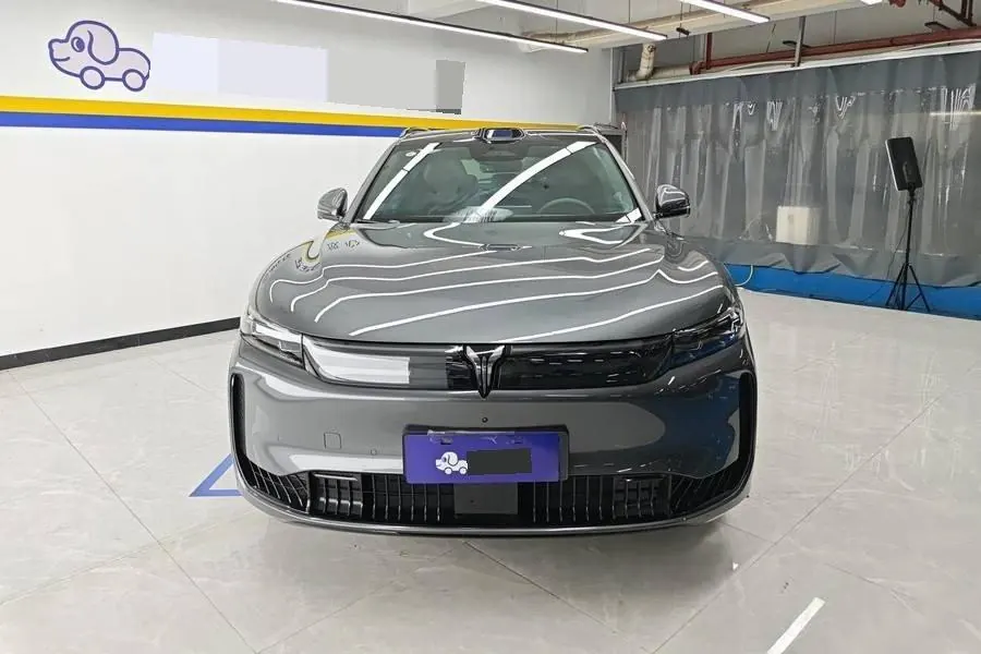Voyah 2025 FREE four-wheel drive dry Kun version of automatic gear 3