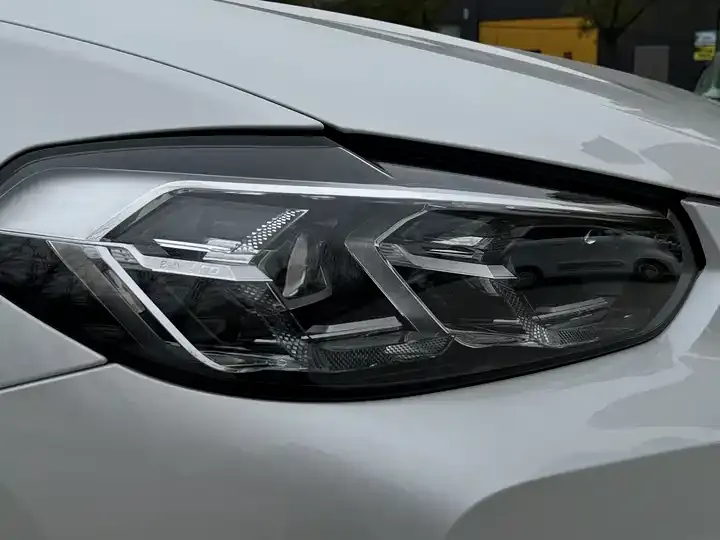 BMW iX3 2022 Leading Type 11