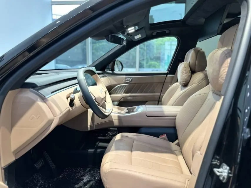 ONVO 2025 L90 Ultra Six‑Seater Automatic 6
