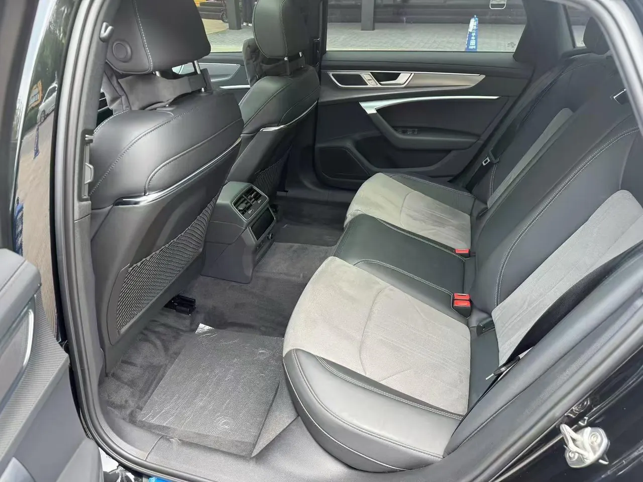 Audi 2025 A6L 2.0TFSI 45TFSI Selected Dynamic Automatic 5