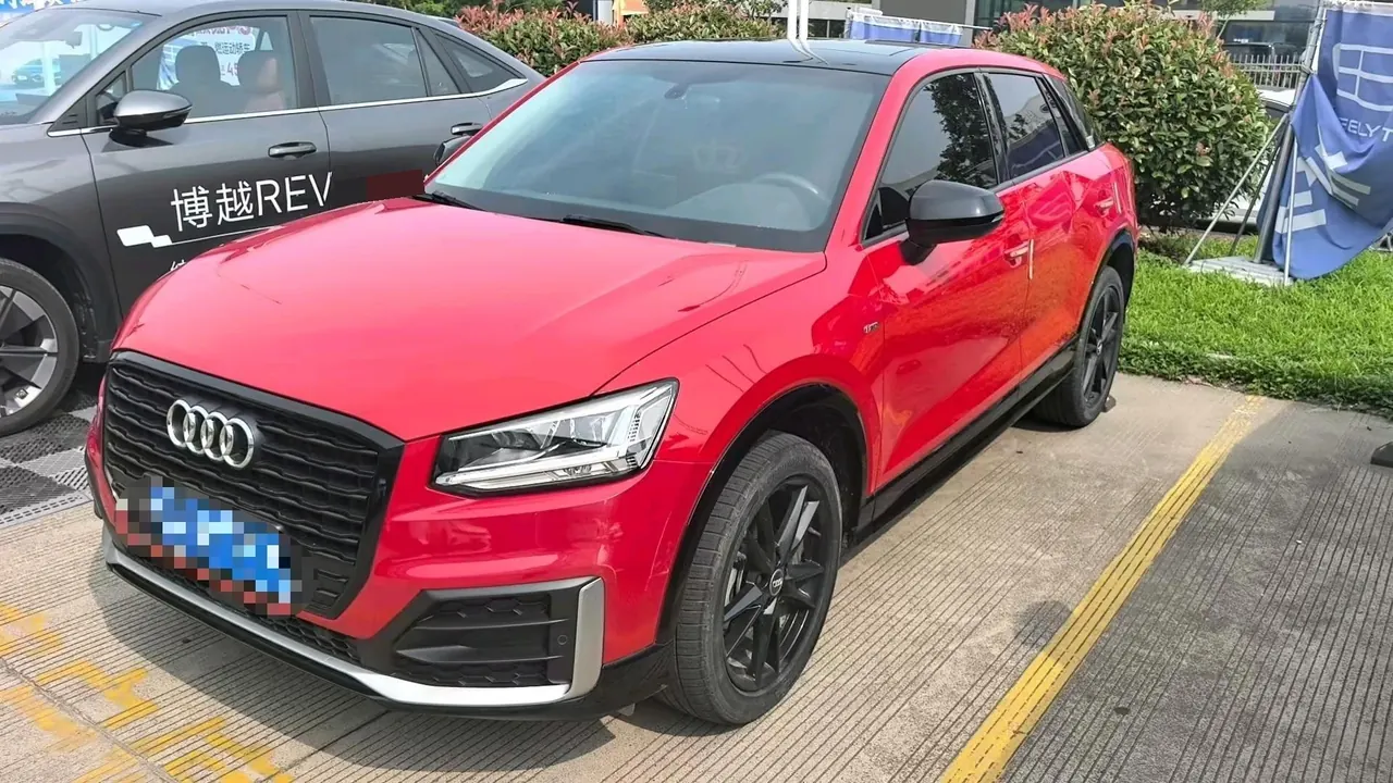 Audi 2020 Q2L 1.4TFSI 35TFSI Aggressive Dynamic Automatic - View 1