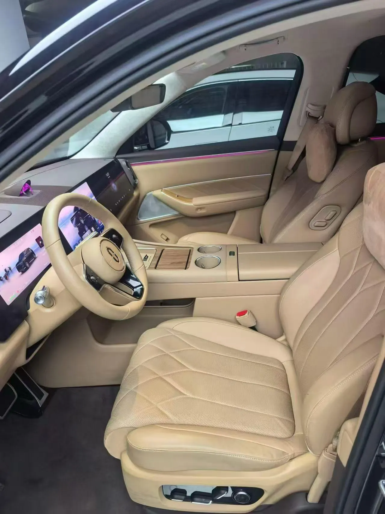 AITO 2025 AITO M8 Ultra 53.4kWh 6-seat automatic gear 6