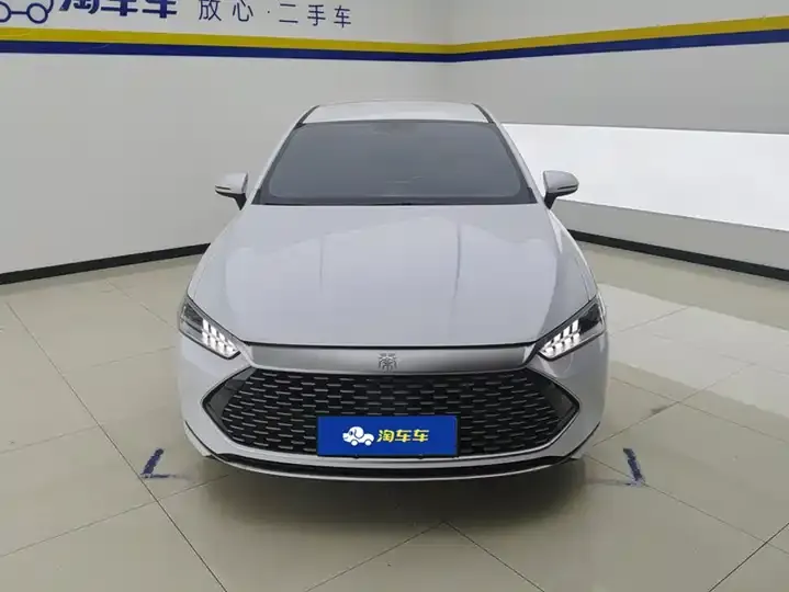 2024 Qin PLUS Glory Edition DM-i 55km Leading Model 2