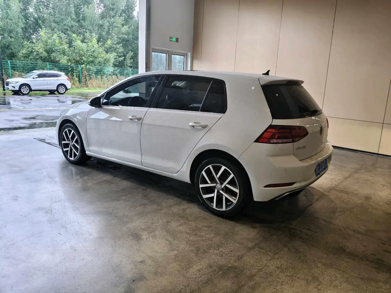 Volkswagen 2020 Golf 7 1.2TSI 200TSI Comfortable Automatic 5