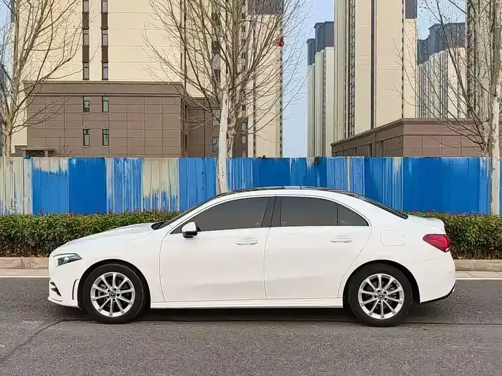 Mercedes Benz Class A 2020 Model to A 200 L Sports Car Dynamic Model 9