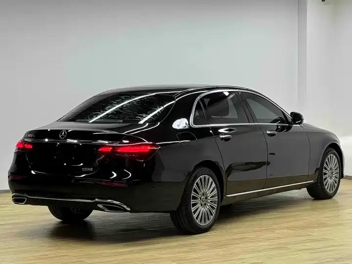 Mercedes Benz E-Class 2021 E 300 L Fashion 10