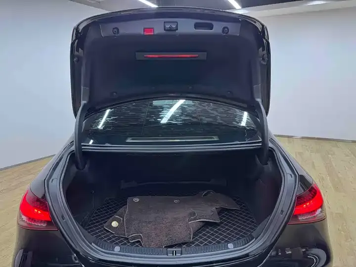 Mercedes Benz E-Class 2021 E 300 L Fashion 12