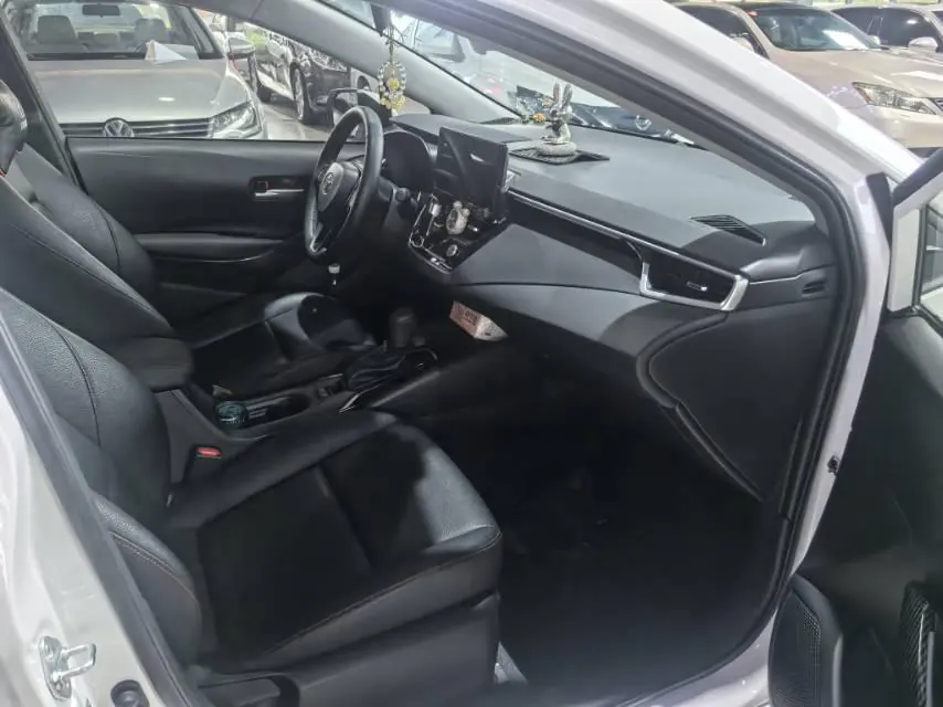 Toyota 2023 Corolla Double Engine 1.8 Stepless Intelligent Electric Hybrid Elite Automatic Gear 5