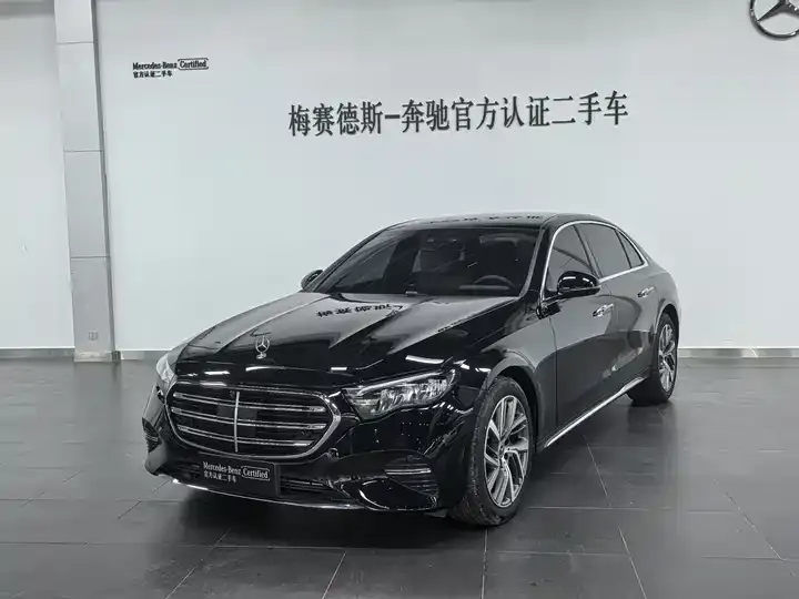 Mercedes Benz E-Class 2025 E 300 L Fashion - View 1