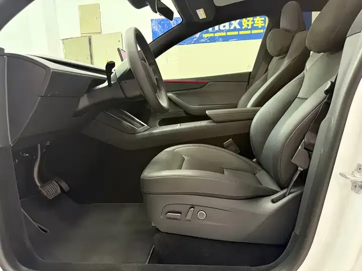 Model Y 2026 rear-wheel drive version 7