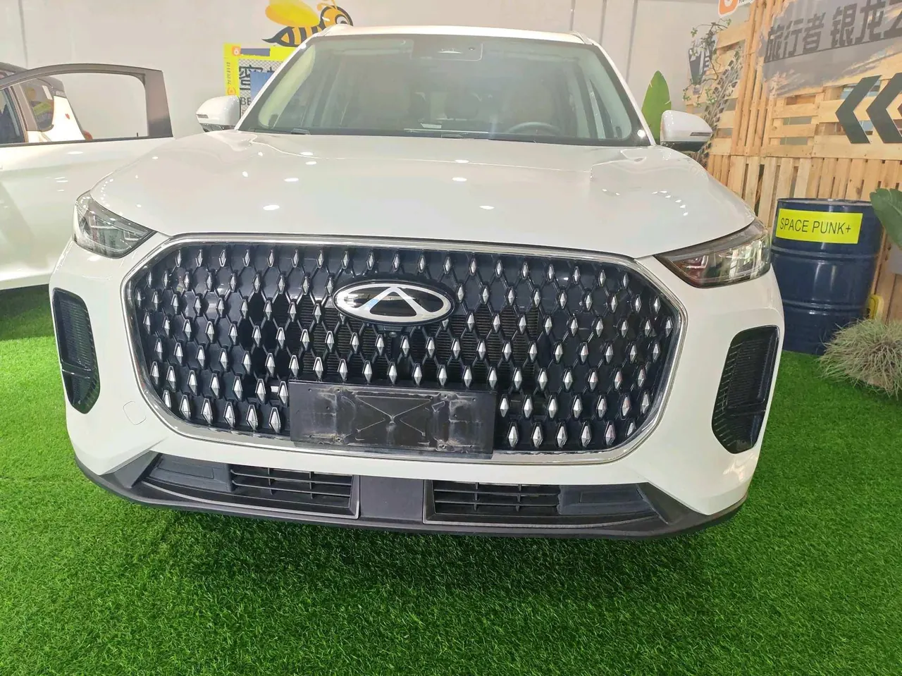 Chery 2024 Ruihu 8 L 2.0T Two-Drive Deluxe Edition 7-seat Automatic Gear 2