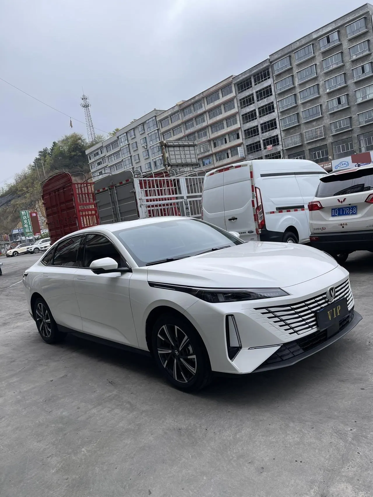 ChangAn 2025 Yidong 1.5T Blue Whale 500Bar Honorable Automatic Gear 3