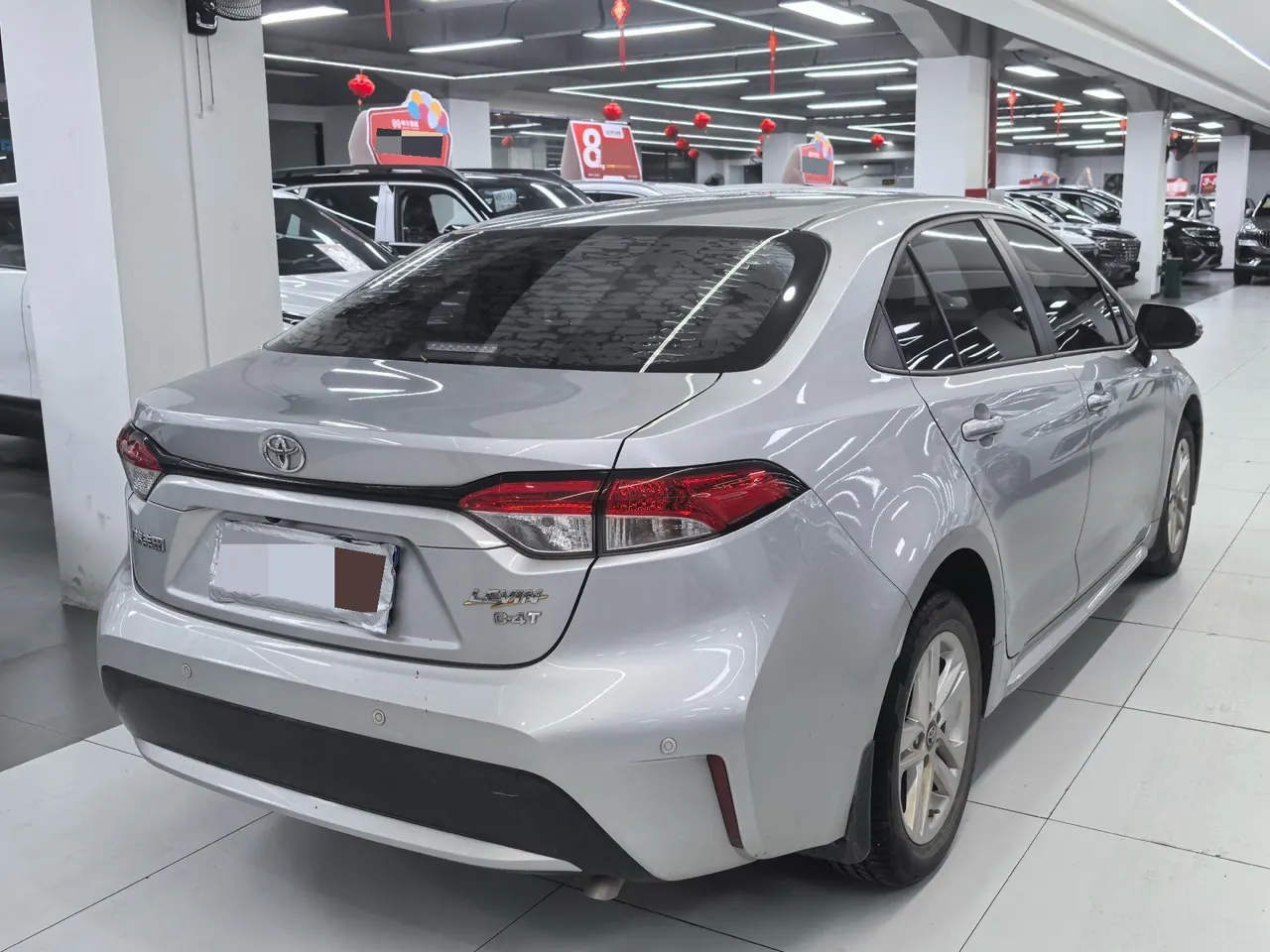 Toyota 2021 Lei Ling 1.2T Stepless 185T Deluxe Automatic Gear 4